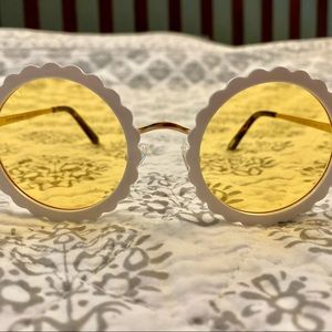 DIFF White retro sunglasses